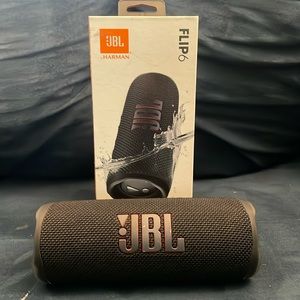 JBL Flip6 Bluetooth 12h battery